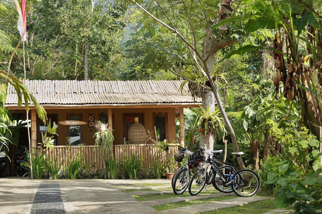 Sang Giri Mountain Tent Resort ジャティルウィ エクステリア 写真