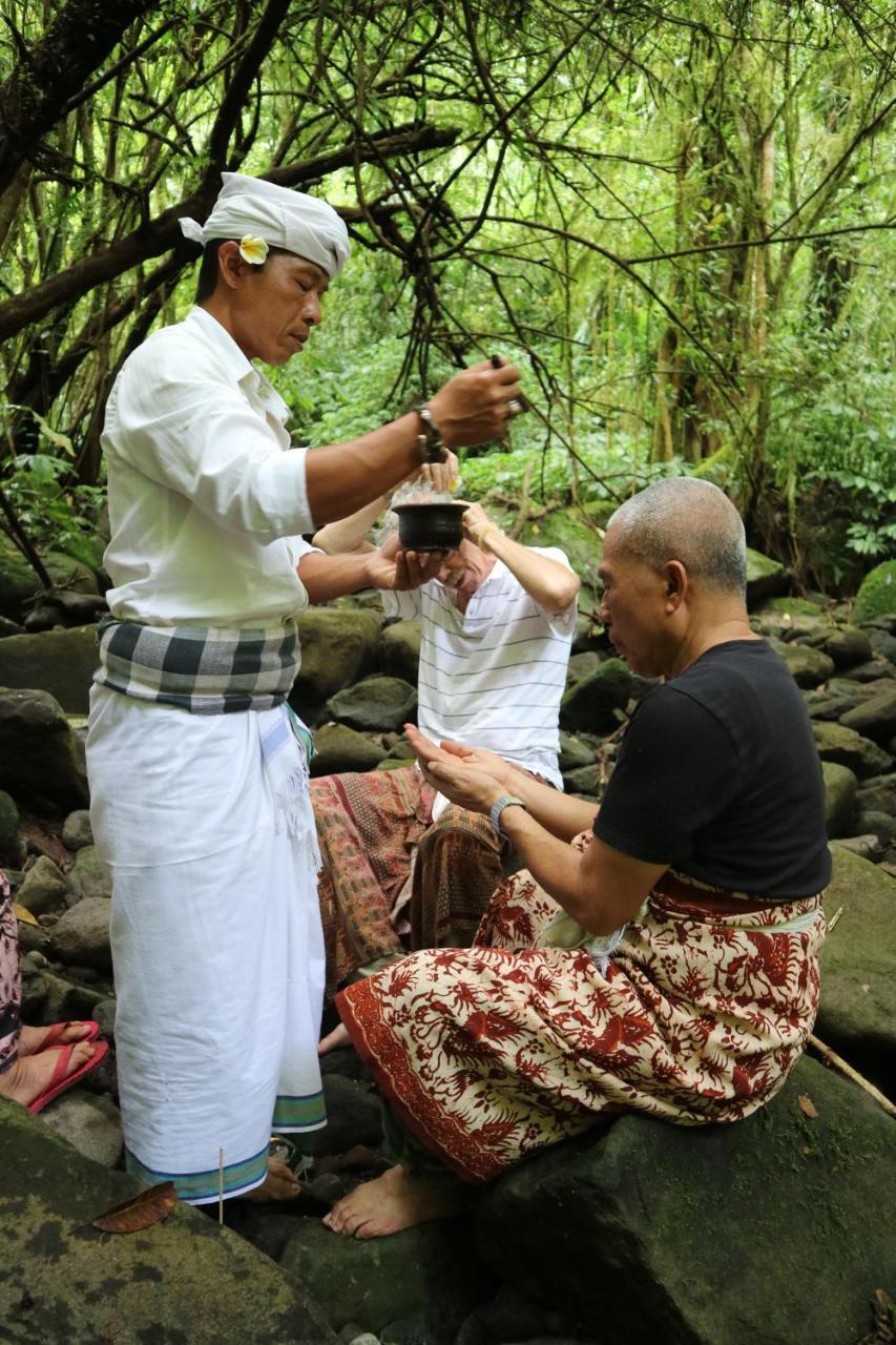 Sang Giri Mountain Tent Resort ジャティルウィ エクステリア 写真
