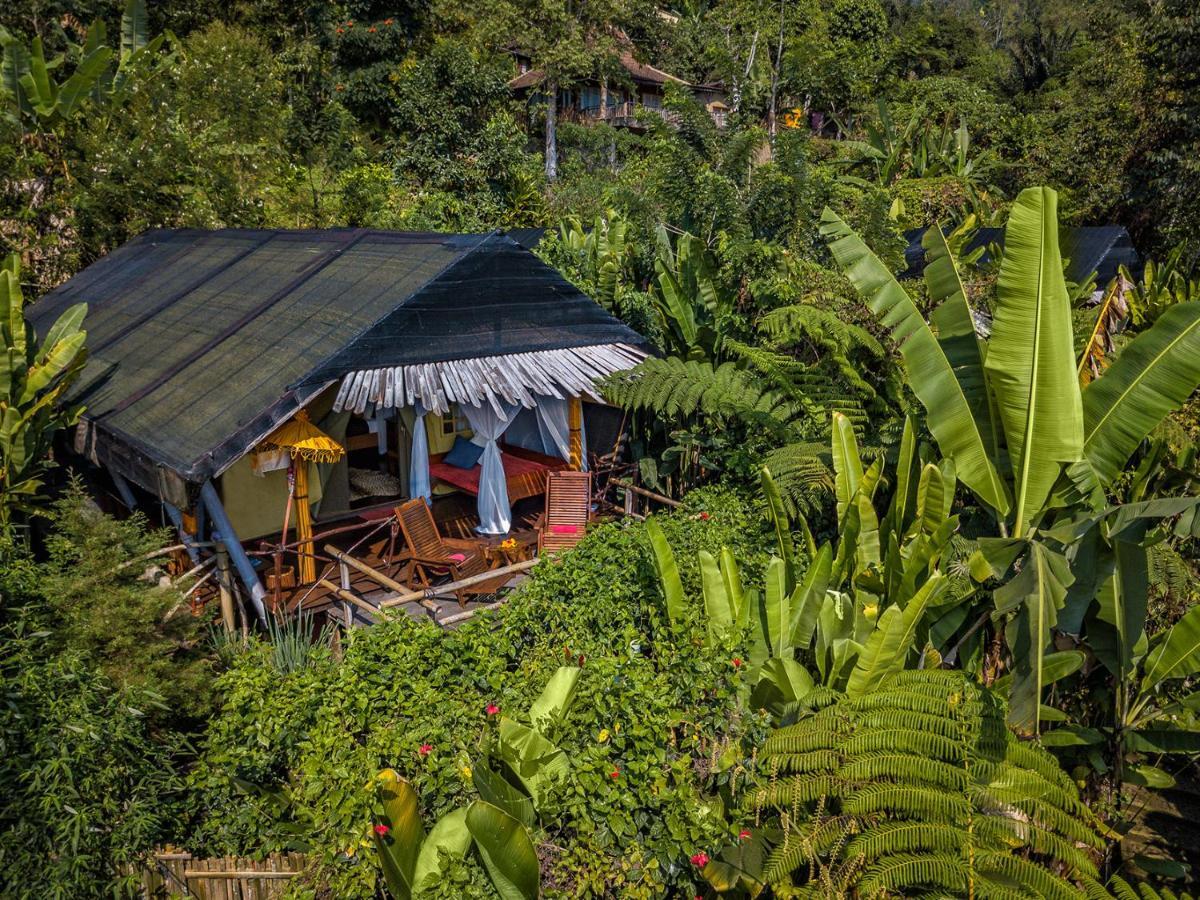 Sang Giri Mountain Tent Resort ジャティルウィ エクステリア 写真